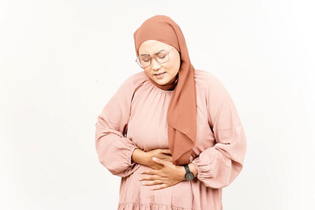 (ilustrasi mengalami sembelit, sumber : freepik)