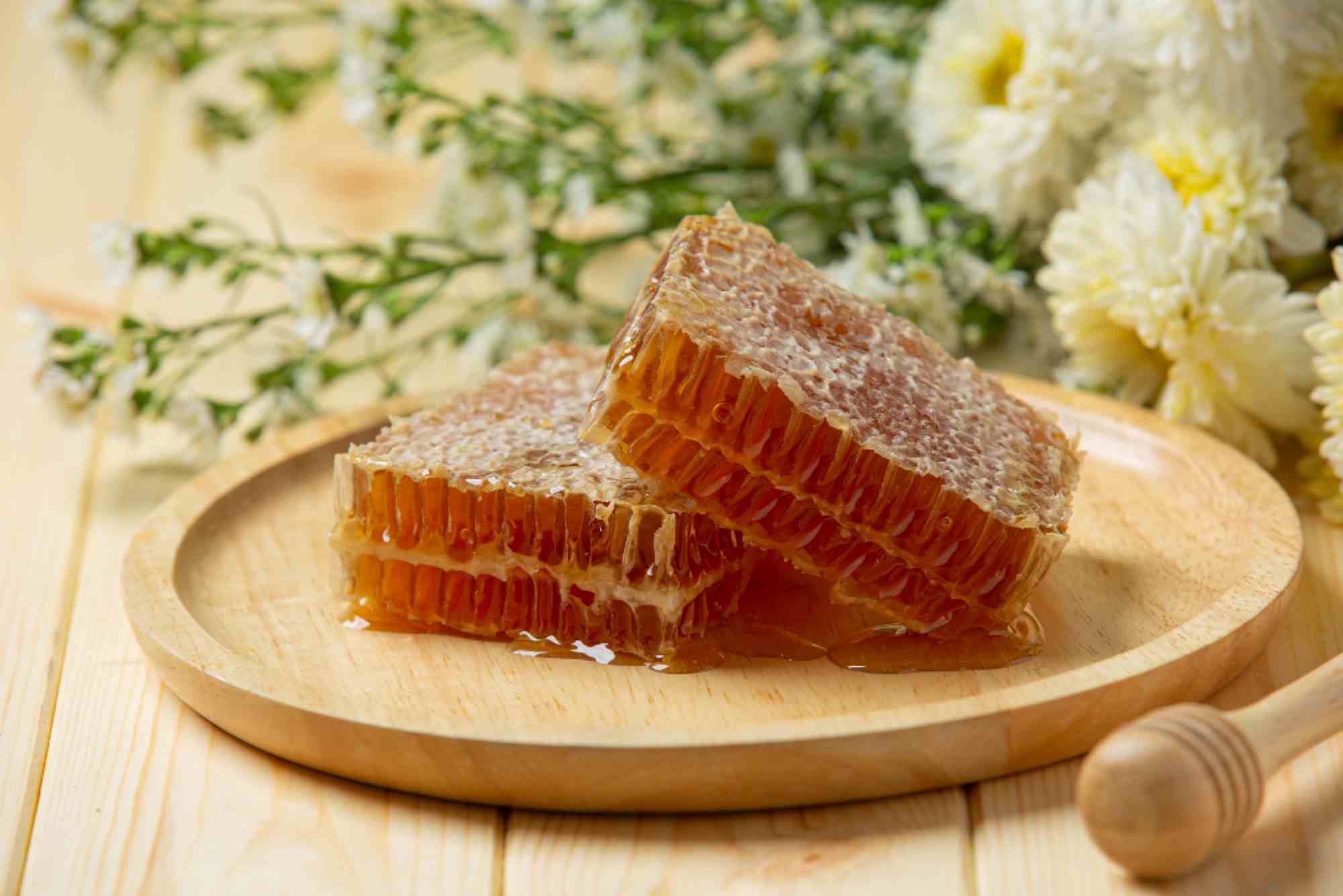 Madu Bisa Basi? Simak Penjelasannya Disini!