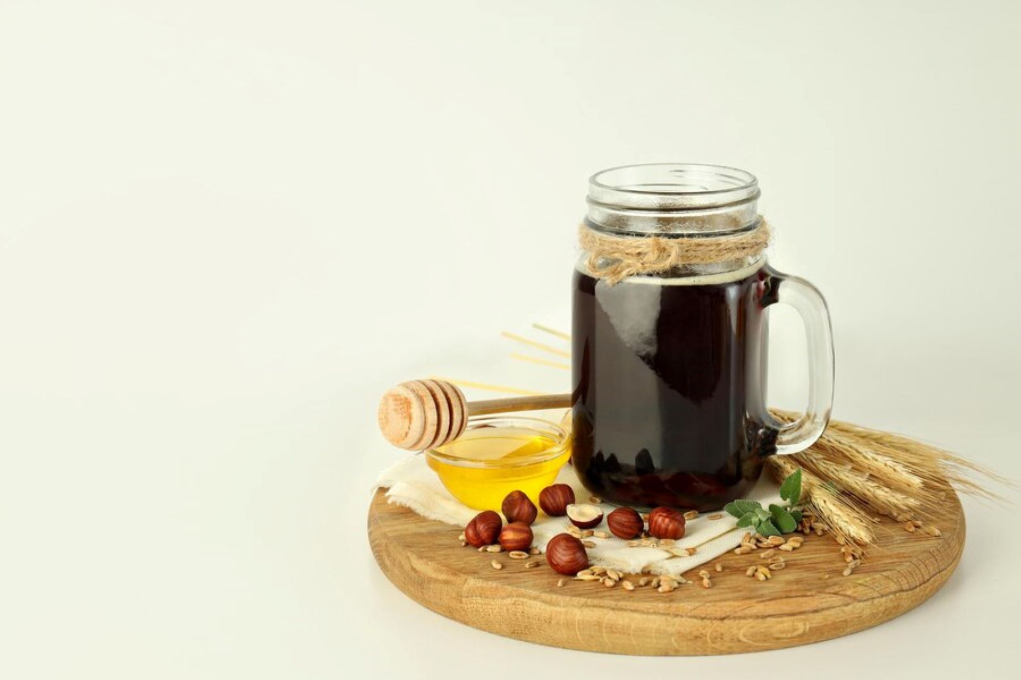 Jangan Remehkan Madu Hitam! Ini 5 Manfaat Kesehatannya