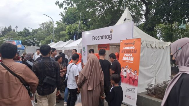 Aktivitas Booth THR Freshmag