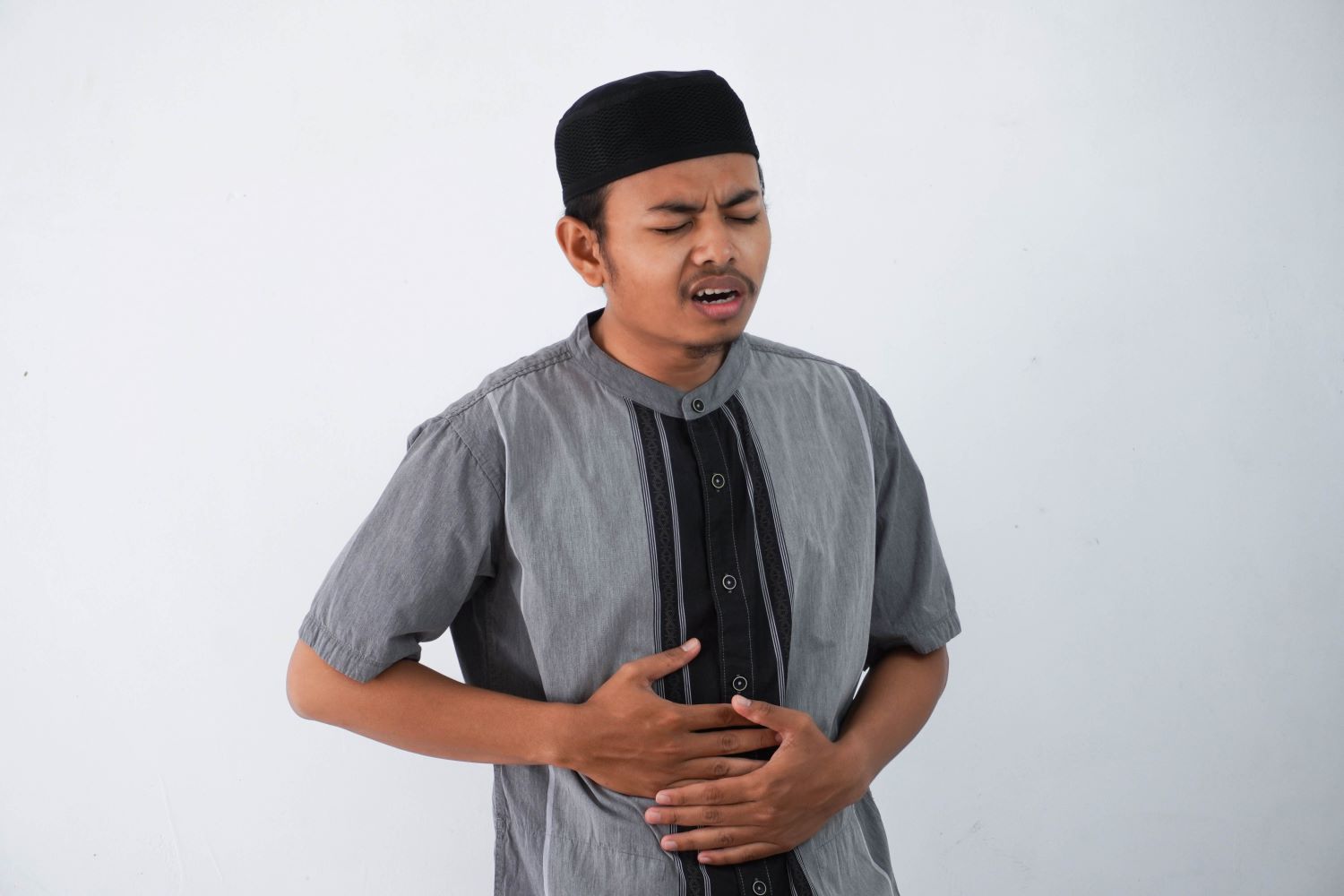 Ilustrasi Pria Islam Alami Sakit Lambung