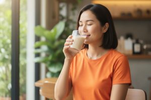 (Ilustrasi seseorang mengonsumsi minuman, Sumber: AI Google Gemini)